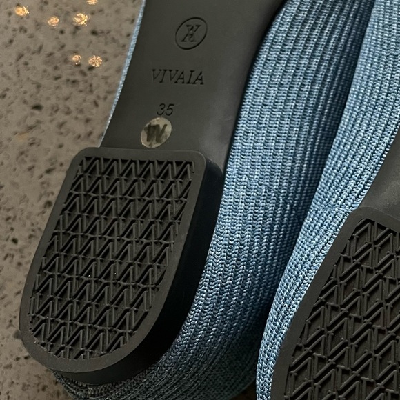 Brand New Vivaia Square-Toe V-Cut Flats (Margot 2.0) - Picture 6 of 7